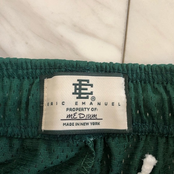 Eric Emmanuel EE Basic Shorts SS23 'Green / Black' size MEDIUM NWT - Picture 2 of 5